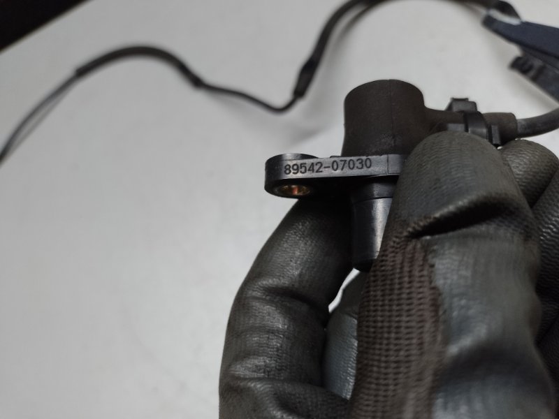 Датчик ABS передний правый TOYOTA AVALON 05-12 3.5 2GR-FE Датчик ABS передний правый TOYOTA AVALON 05-12 3.5 2GR-FE