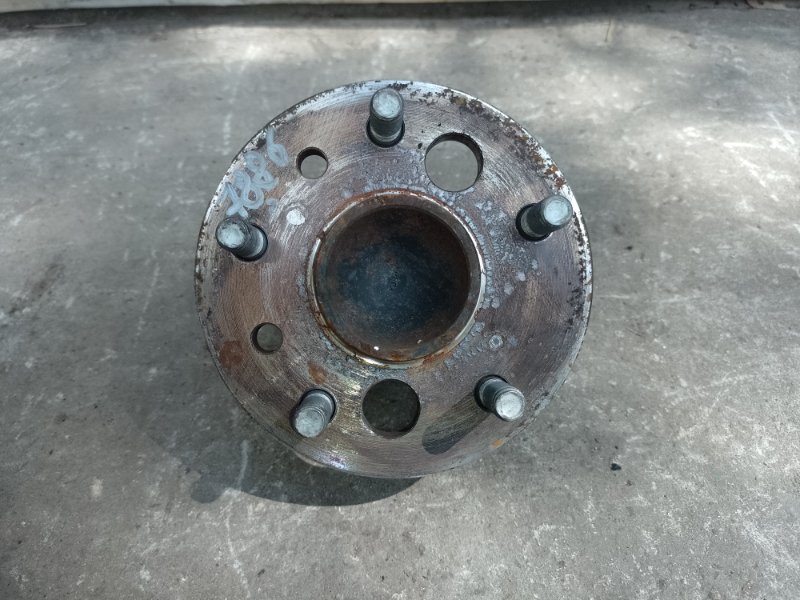 Ступица задняя TOYOTA AVALON 05-12 2005 3.5 2GR-FE 42460-06030 Б/У