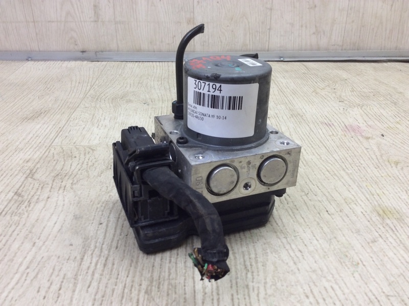 Запчасть блок abs HYUNDAI SONATA YF 10-14 589204R650 Б/У Блок ABS HYUNDAI SONATA YF 10-14 589204R650 Б/У