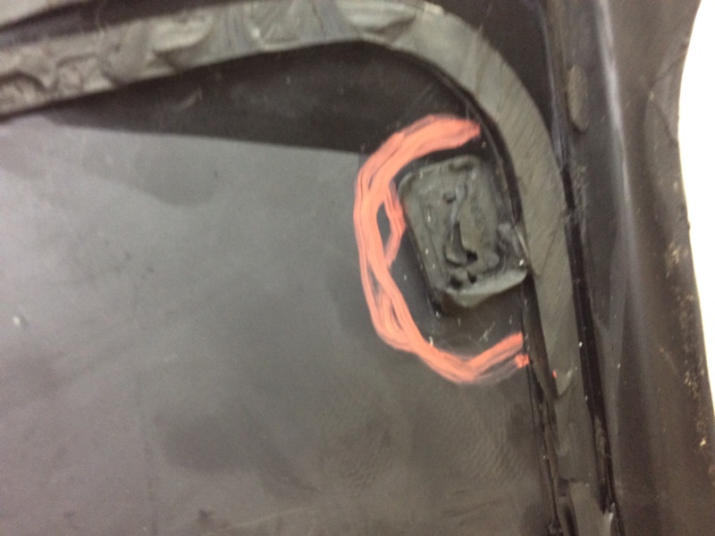 Стекло в кузов заднее левое ATLAS 17 -