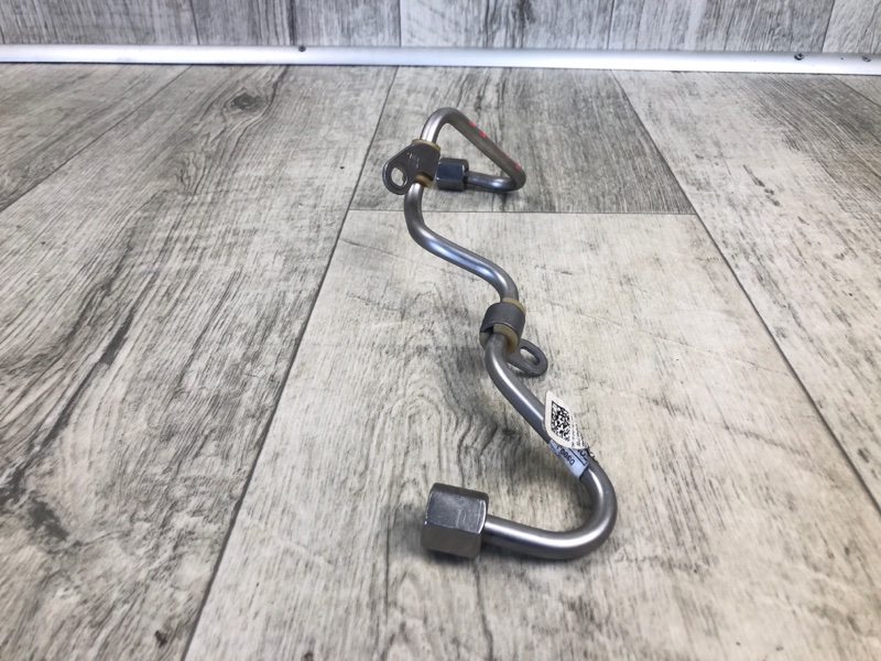 Трубка топливная LAND ROVER EVOQUE 2012-2018 2.0 Трубка топливная LAND ROVER EVOQUE 2012-2018 2.0