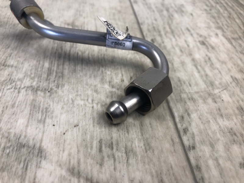 Трубка топливная EVOQUE 2012-2018 2016 2.0 Трубка топливная EVOQUE 2012-2018 2016 2.0