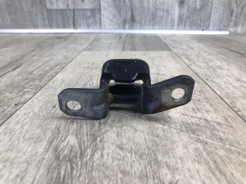 Петля двери верхняя задняя правая MAZDA 3 BK 03-08 BK 2.3 L3