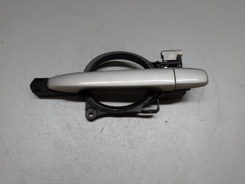 Запчасть ручка двери наружная задняя левая MITSUBISHI OUTLANDER XL 05-13 2006 3.0 6B31 5716A085 Б/У Ручка двери наружная задняя левая MITSUBISHI OUTLANDER XL 05-13 2006 3.0 6B31 5716A085 Б/У