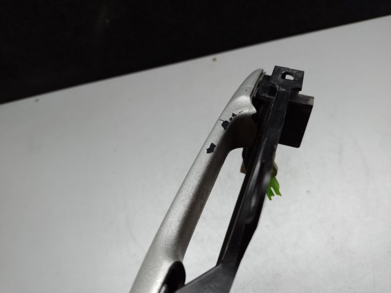 Ручка двери наружная задняя левая MITSUBISHI OUTLANDER XL 05-13 3.0 6B31 Ручка двери наружная задняя левая MITSUBISHI OUTLANDER XL 05-13 3.0 6B31