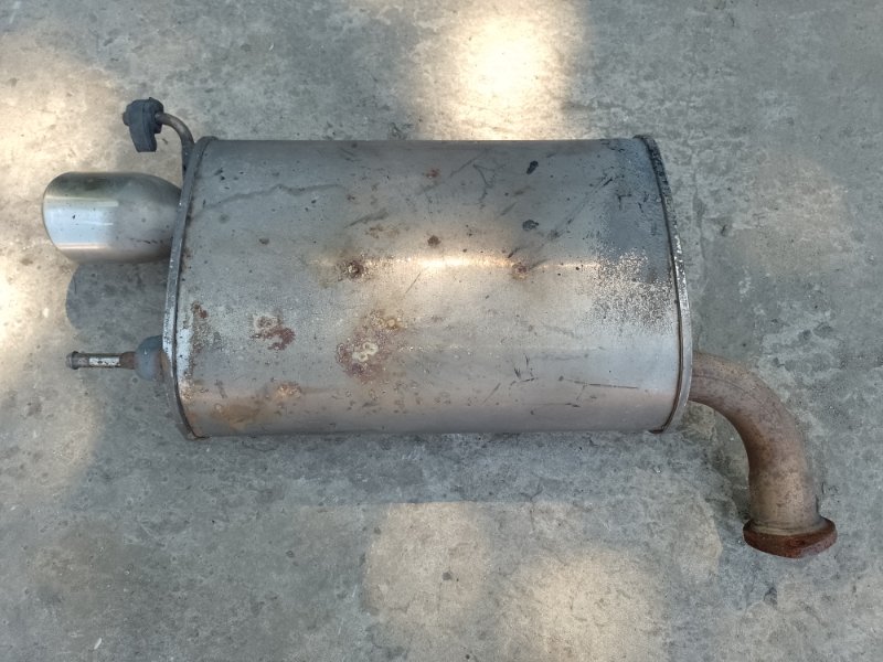 Глушитель левый TOYOTA CAMRY 40 06-11 2009 3.5 2GR-FE 17440-0P021 Б/У