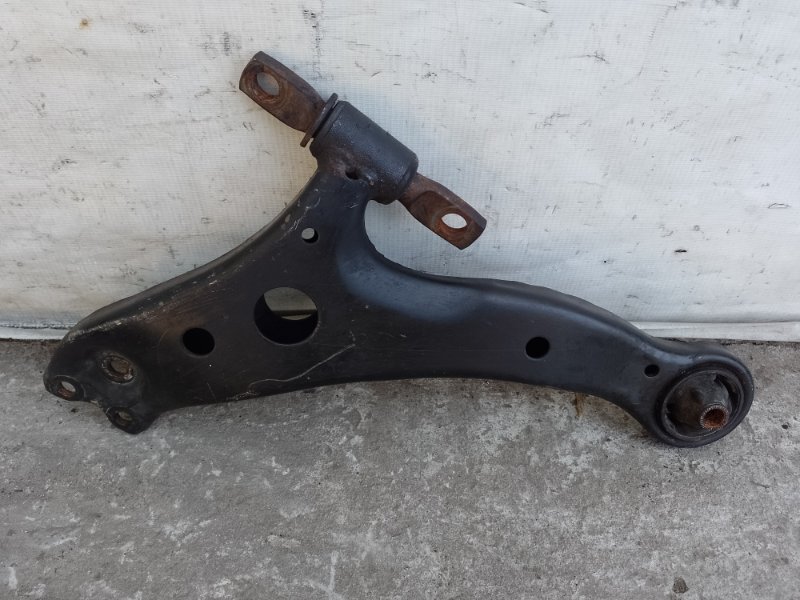 Рычаг передней подвески нижний передний левый TOYOTA CAMRY 40 06-11 2009 3.5 2GR-FE 48069-06150 Б/У