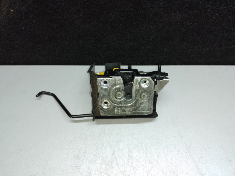 Запчасть замок двери задний левый HYUNDAI ACCENT MC 06-10 2009 1.6 G4ED 81410-1E000 Б/У Замок двери задний левый HYUNDAI ACCENT MC 06-10 2009 1.6 G4ED 81410-1E000 Б/У