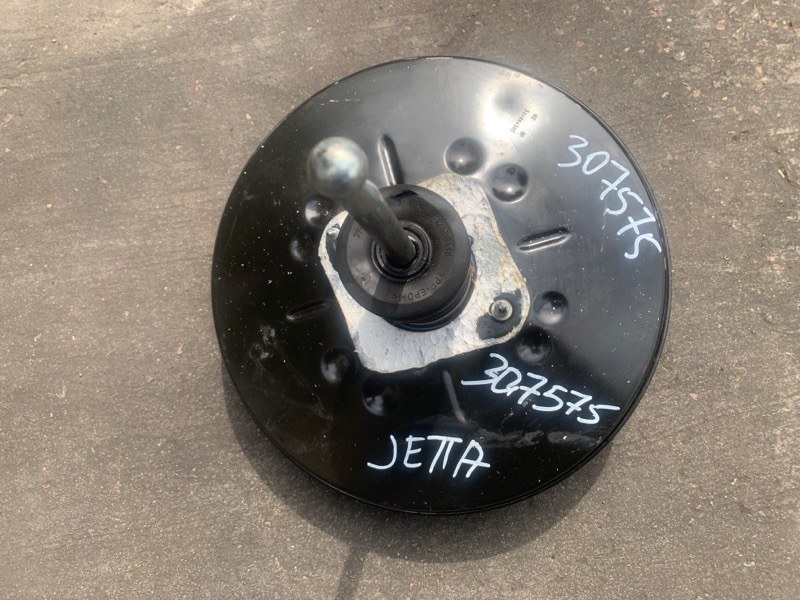 Вакуумный усилитель тормозов VOLKSWAGEN JETTA USA 18- 2020 DJXA 1.4 5QM 614 106 D Б/У