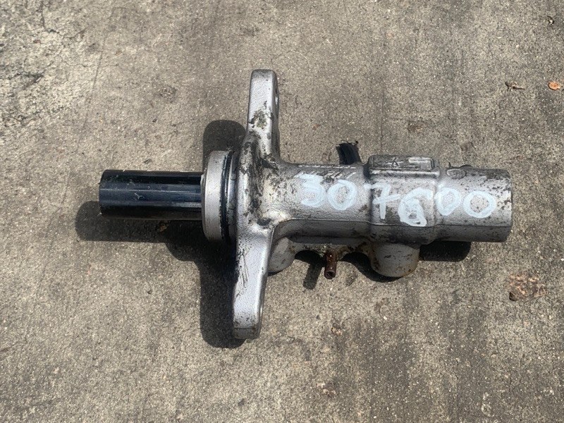 Главный тормозной цилиндр ACURA MDX (YD3) 13-21 2013 3.5 J35Y5 46100-TP6-A12 Б/У