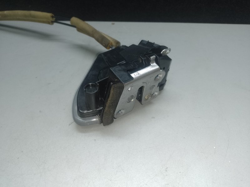 Замок двери задний правый NISSAN X-TRAIL/ROGUE T32 13-20 2015 2.5 QR25DE 82500-4BA0A Б/У