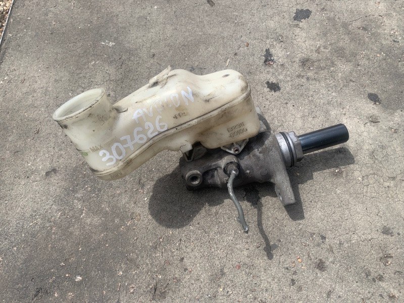 Главный тормозной цилиндр TOYOTA AVALON 05-12 Б/У