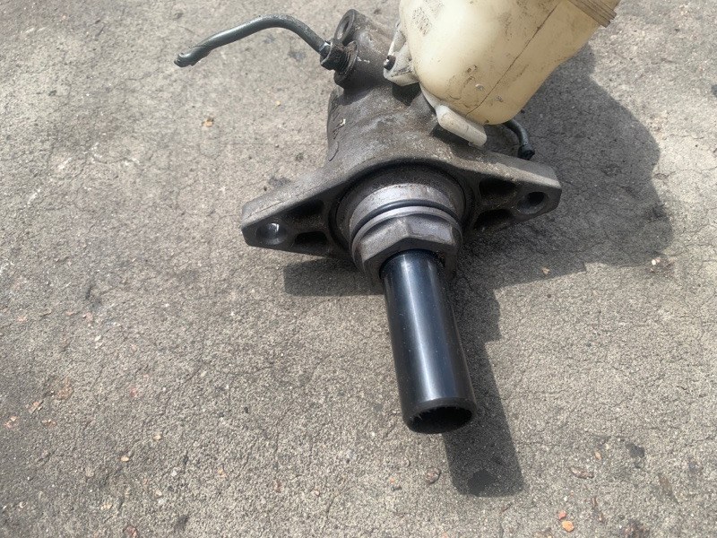 Главный тормозной цилиндр TOYOTA AVALON 05-12