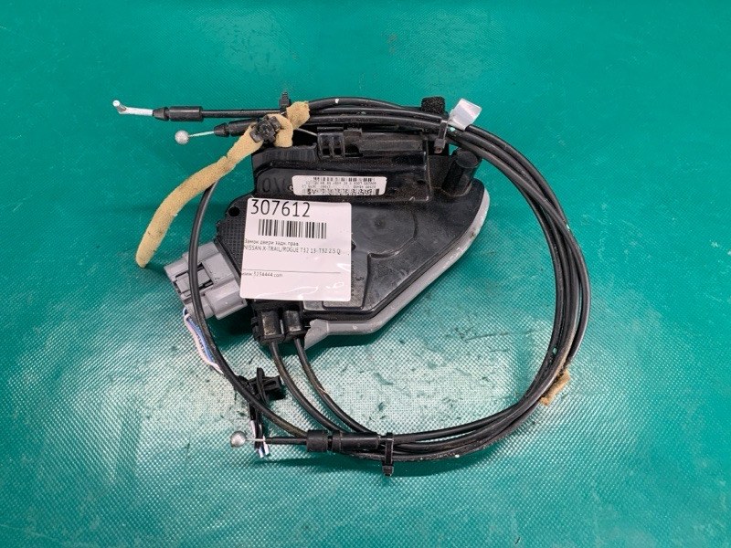 Замок двери задний правый NISSAN X-TRAIL/ROGUE T32 13-20 T32 2.5 QR25DE 82500-4BA0B Б/У