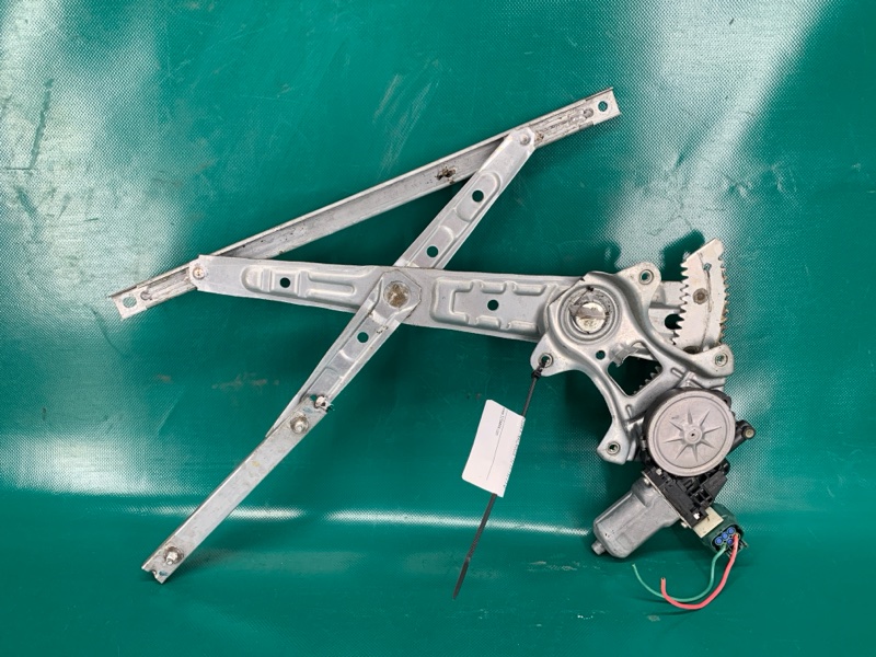 Стеклоподъемник задний правый NISSAN X-TRAIL/ROGUE T32 13-20 T32 2.5 QR25DE