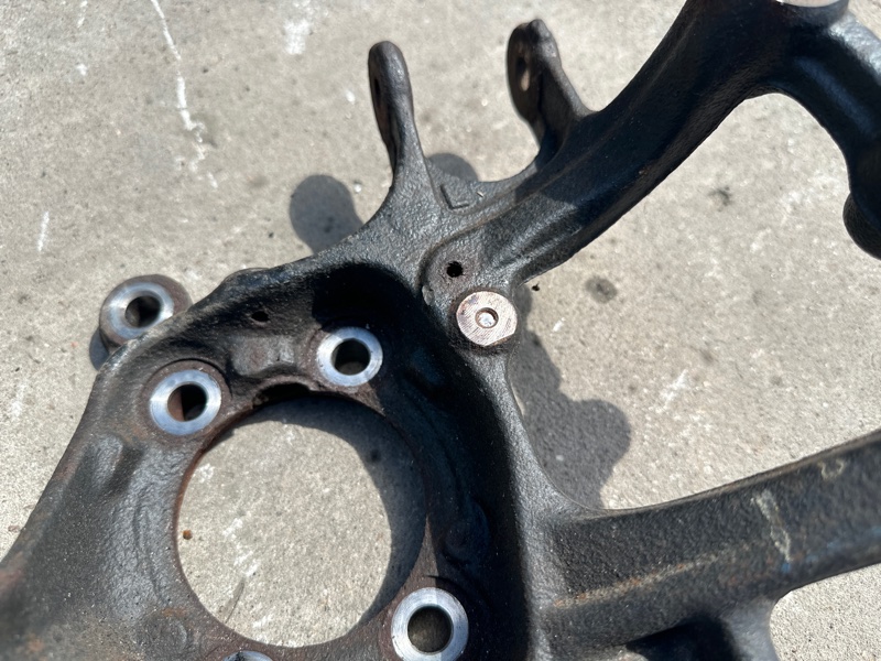 Цапфа левая CX-5 (KF) 16-21 2018 2.5 PY-VPS