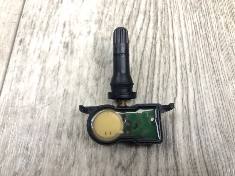 Датчик давления в шинах CAMRY 70 17- 2020 GSV70 2.5 A25AFKS Датчик давления в шинах CAMRY 70 17- 2020 GSV70 2.5 A25AFKS