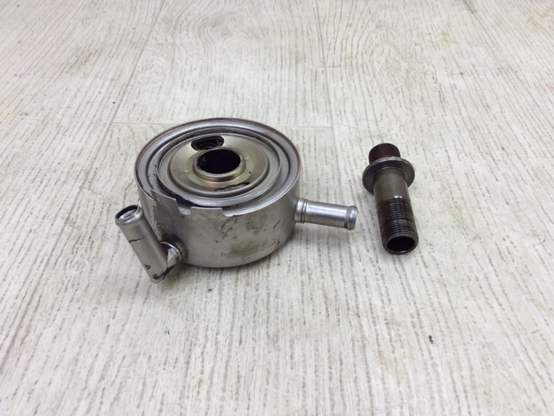 Теплообменник масляного фильтра NISSAN TEANA J32 08-14 2.5 VQ25 21305-JA12B Б/У