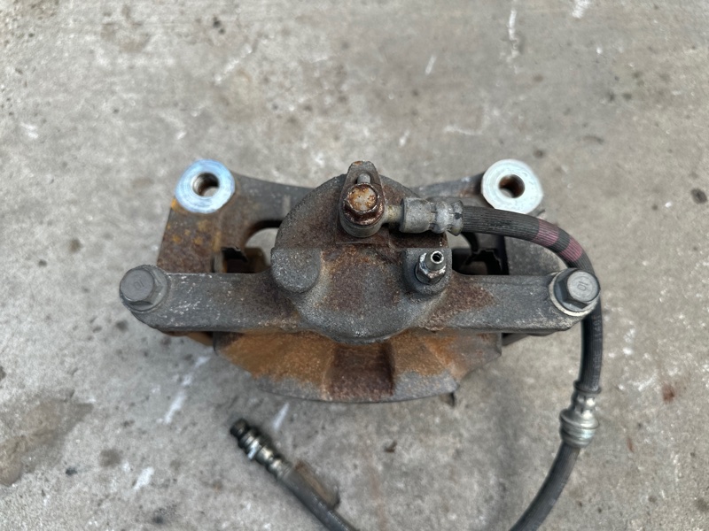 Суппорт тормозной передний левый MAZDA CX-5 (KF) 16-21 2.5 PY-VPS