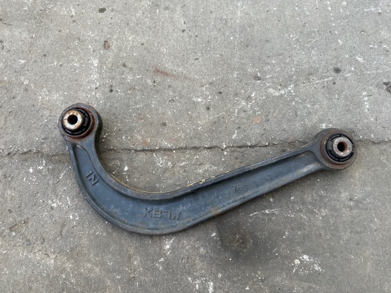 Рычаг задней подвески поперечный верхний CX-5 (KF) 16-21 2018 2.5 PY-VPS