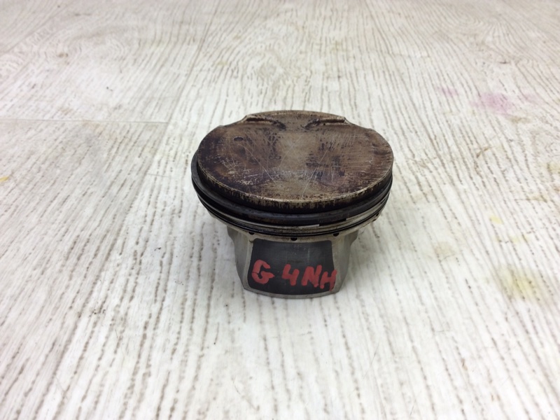 Поршень HYUNDAI ELANTRA AD 16- 2.0 G4NH 23041-2E810 Б/У