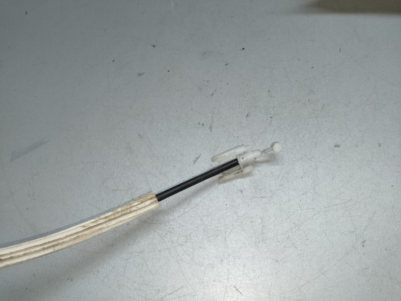 Замок двери передний левый TOUAREG 02-10 2007 BHK 3.6