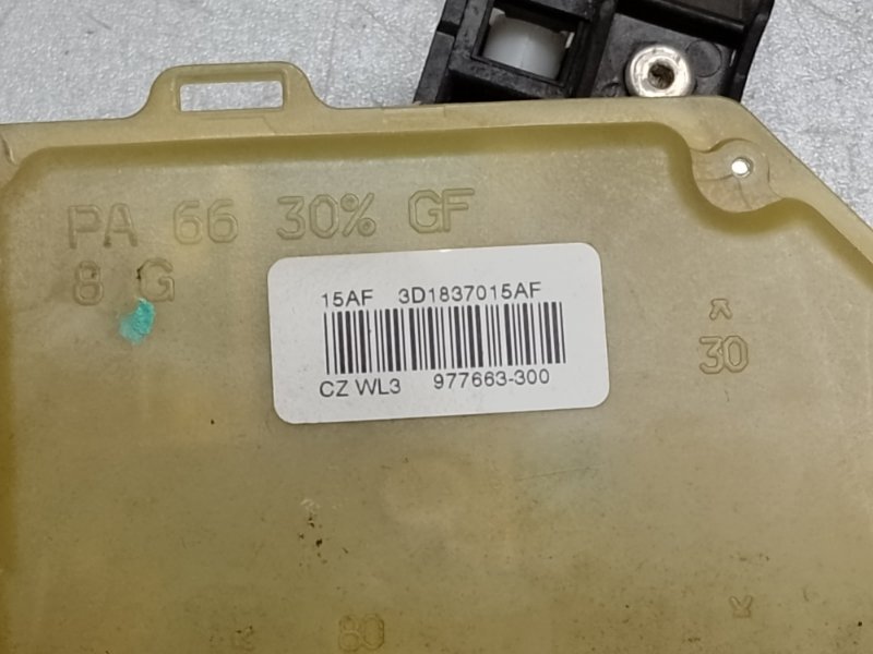 Замок двери передний левый TOUAREG 02-10 2007 BHK 3.6