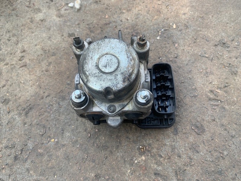 Блок ABS ES300 ES330 01-06 2005 3.3 3MZFE