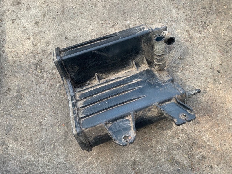 Абсорбер топливный MAZDA 3 BK 03-08 2006 BK 2.3 L3 LF66-13-970B Б/У