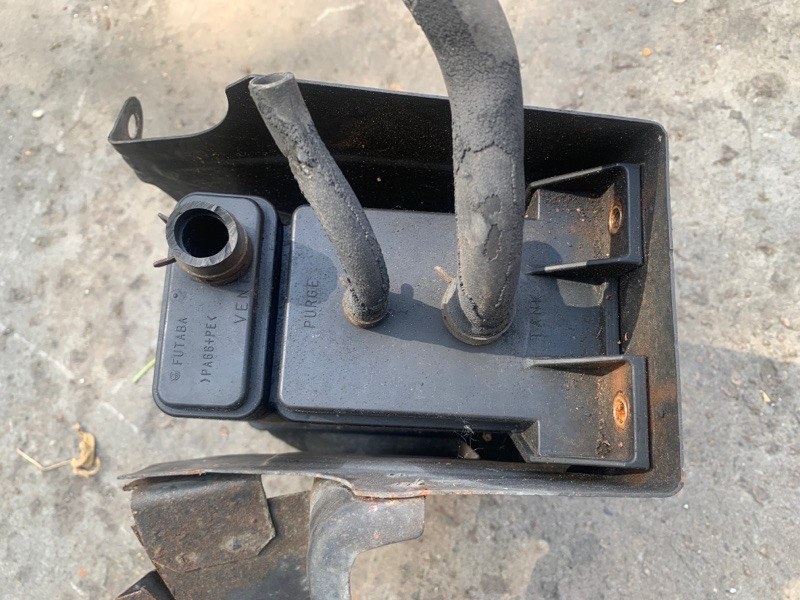 Абсорбер топливный MITSUBISHI OUTLANDER 03-07 2.4 4G69 Абсорбер топливный MITSUBISHI OUTLANDER 03-07 2.4 4G69