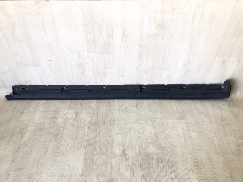 Накладка порога наружная правая MAZDA CX-7 06-12 2008 2.3 L3 EG5151P40D Б/У