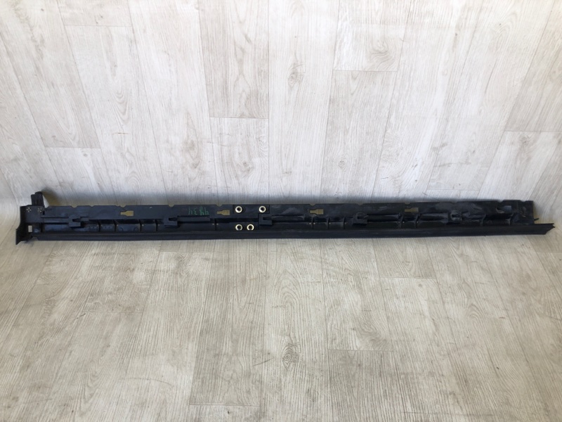 Накладка порога наружная правая CX-7 06-12 2008 2.3 L3