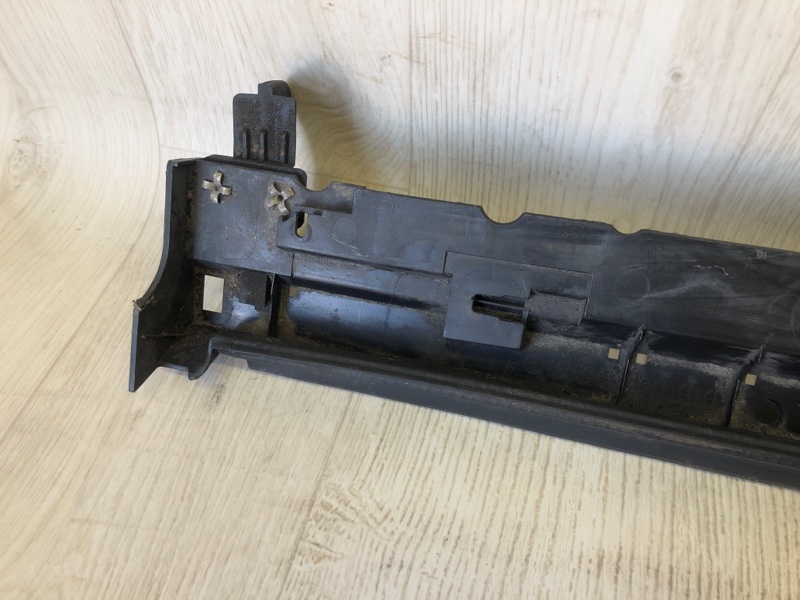 Накладка порога наружная правая CX-7 06-12 2008 2.3 L3