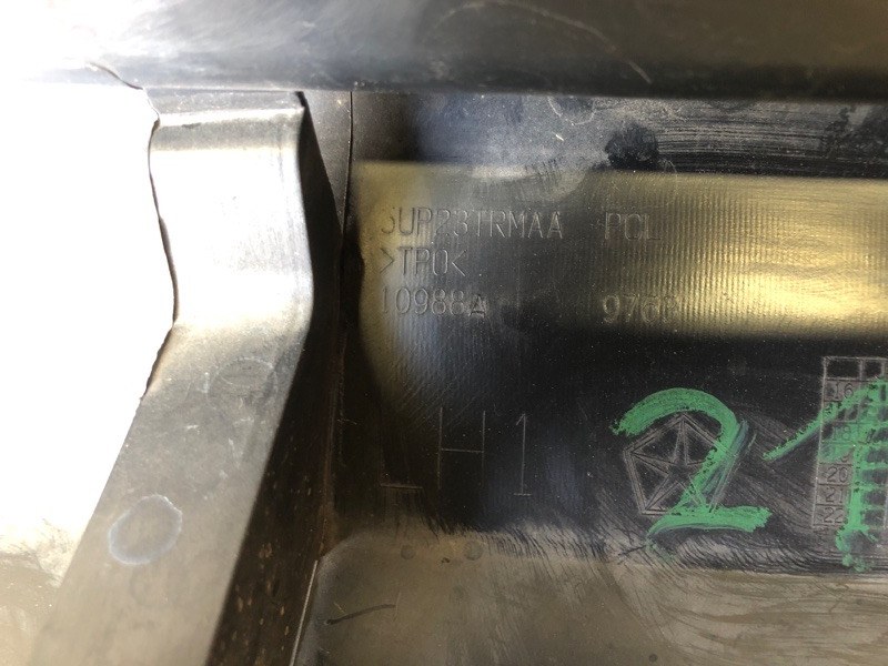 Накладка порога наружная левая COMPASS 17-21 2017 2.4 ED6 Накладка порога наружная левая COMPASS 17-21 2017 2.4 ED6