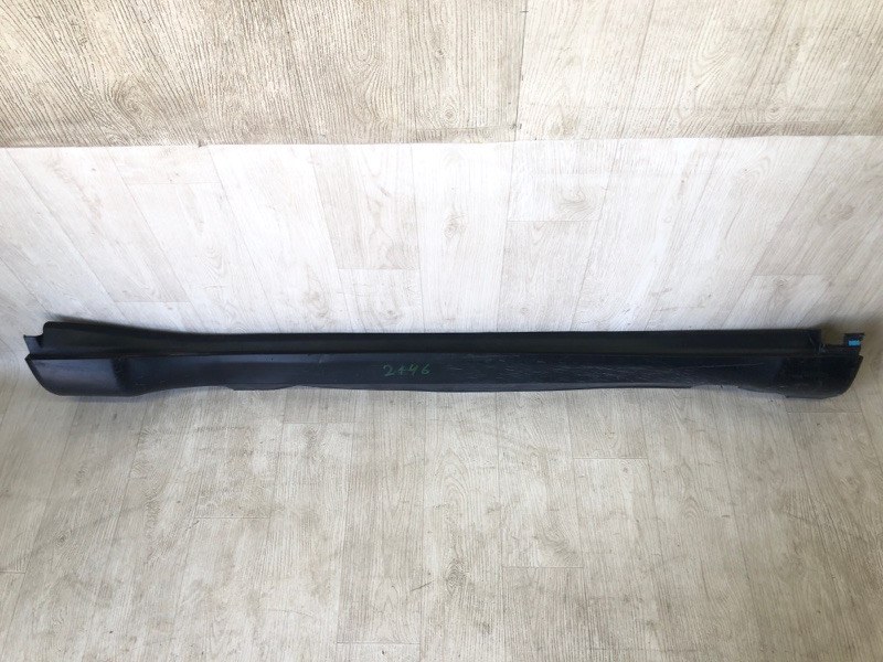 Запчасть накладка порога наружная правая JEEP COMPASS 17-21 2017 2.4 ED6 5UP22RXFAB Б/У Накладка порога наружная правая JEEP COMPASS 17-21 2017 2.4 ED6 5UP22RXFAB Б/У