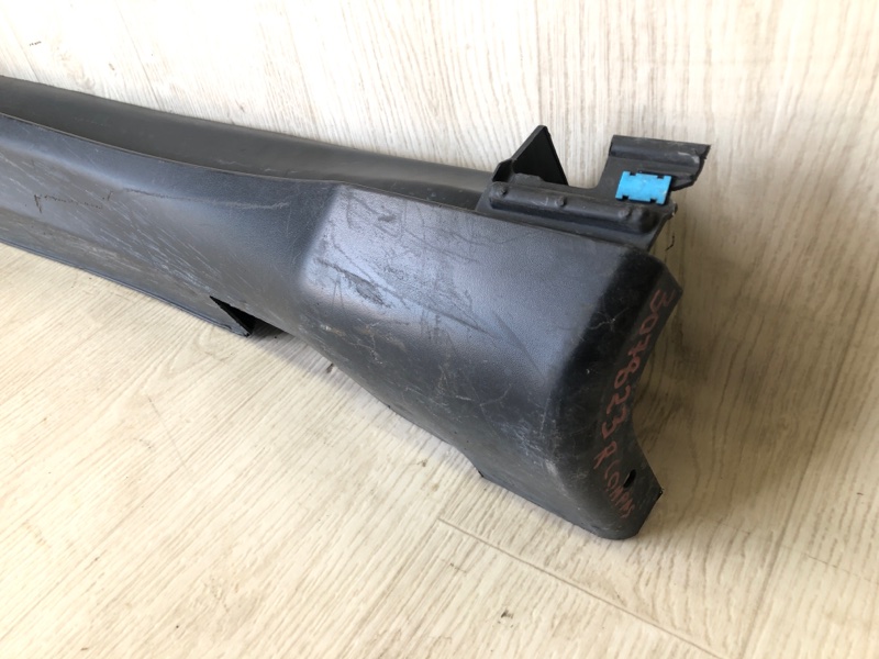 Накладка порога наружная правая COMPASS 17-21 2017 2.4 ED6 Накладка порога наружная правая COMPASS 17-21 2017 2.4 ED6