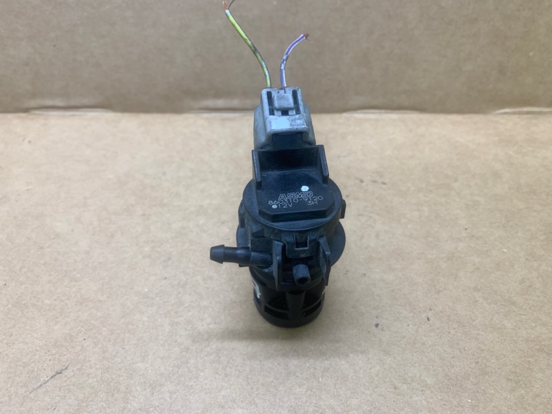 Запчасть насос омывателя стекла MAZDA 3 BK 03-08 2006 BK 2.3 L3 BP4K-67-482 Б/У Насос омывателя стекла MAZDA 3 BK 03-08 2006 BK 2.3 L3 BP4K-67-482 Б/У