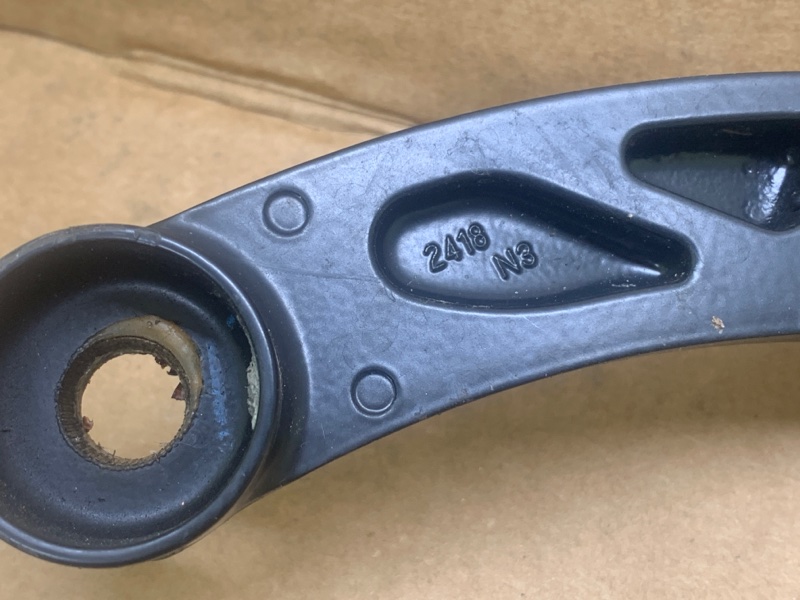 Поводок стеклоочистителя передний правый ACURA MDX (YD3) 13-21 3.5 J35Y5