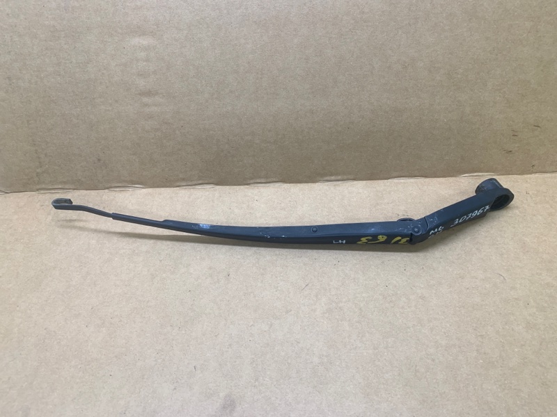 Поводок стеклоочистителя передний левый MAZDA 6 GH 07-12 2008 2.5 L (L5-VE) GS3L-67-321 Б/У