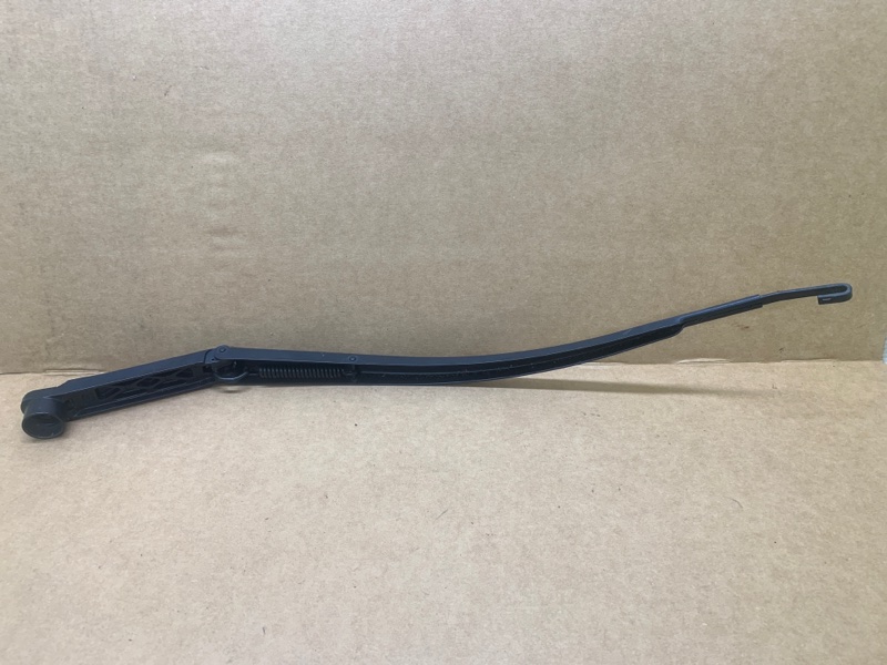 Поводок стеклоочистителя передний правый 6 GH 07-12 2008 2.5 L (L5-VE)