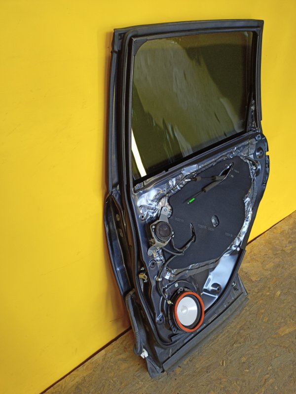 Дверь задняя правая FORESTER 12-19