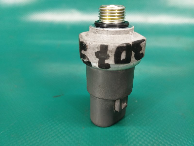 Датчик давления кондиционера 6 GG 02-07 2003 2.3