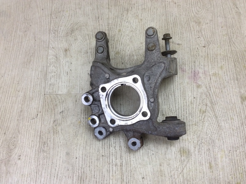 Цапфа задняя правая RDX 06-12 2008 Внедорожник 2.3