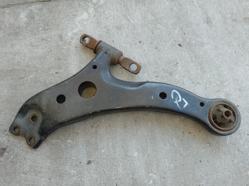 Рычаг передней подвески нижний левый TOYOTA CAMRY 40 06-11 2008 2.4 2AZ-FXE 48069-06150 Б/У