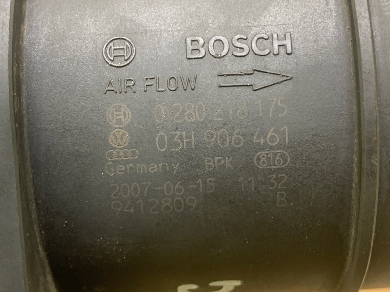 Расходомер воздуха TOUAREG 02-10 2007 BHK 3.6