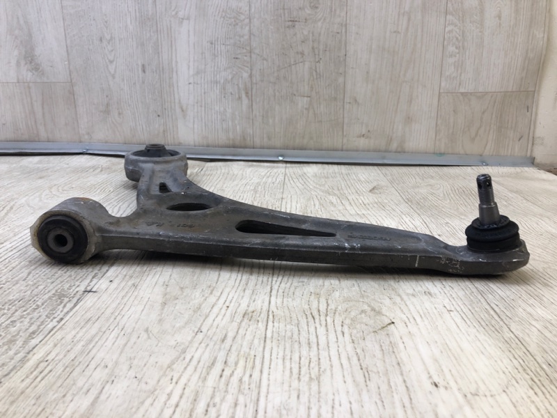 Рычаг передней подвески нижний передний левый NIRO 16- 2017 1.6 G4LE