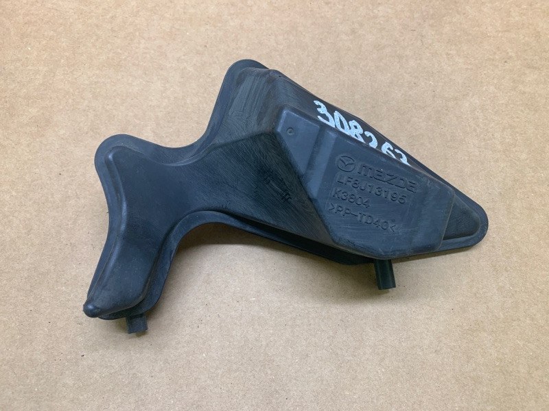 Резонатор воздушного фильтра MAZDA 3 BL 09-13 2009 2.5 L (L5-VE) LF8J-13-195 Б/У