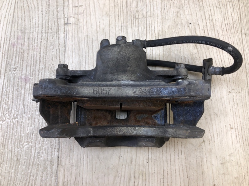 Суппорт тормозной передний правый GALANT 03-12