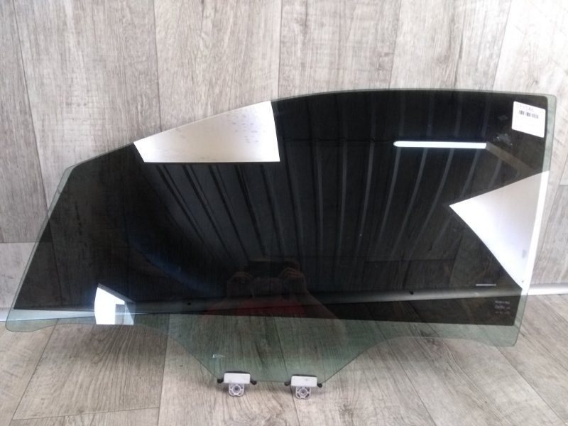 Стекло двери переднее левое SUBARU LEGACY BN 14-18 61011AL01B Б/У