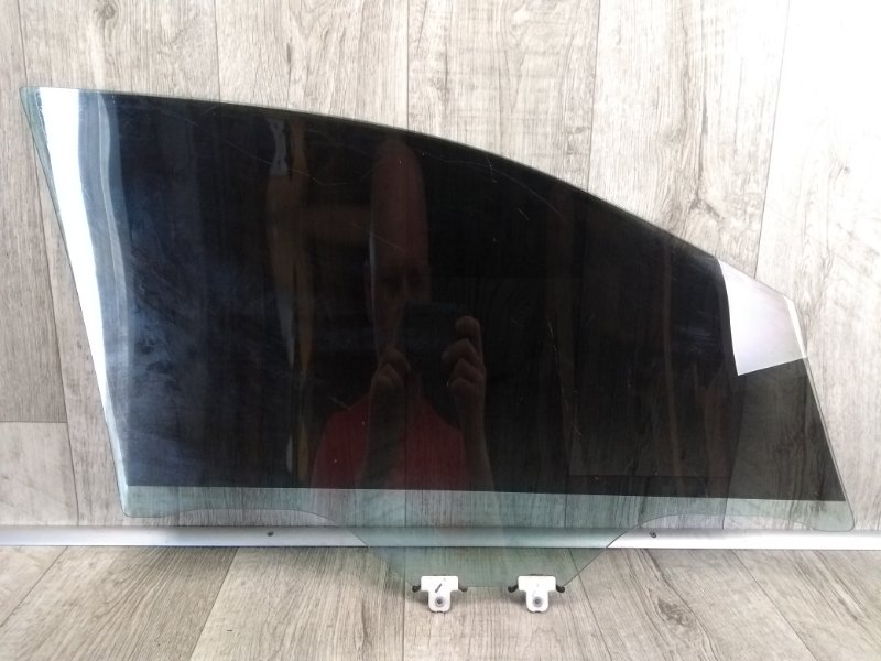 Стекло двери переднее левое LEGACY BN 14-18